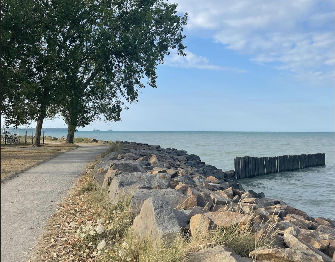 Au Bord De La Mer Appartement 2 Personnes Saint-Benoit-des-Ondes Luaran gambar